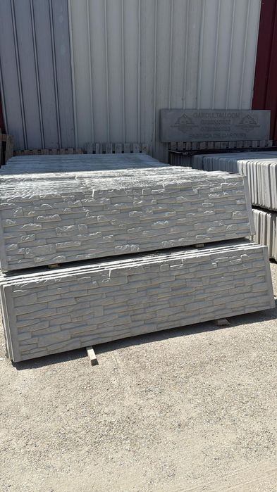 Garduri placi stâlpi de gard din beton diverse modele montaj transport