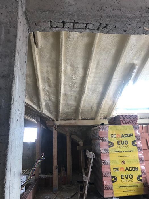 Izolatii spuma poliuretanica. Materialele Premium