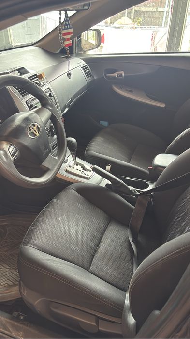 Срочно продаю Тойота королла