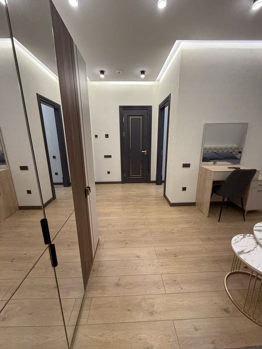 Arenda BI Group Botanika Saroyi