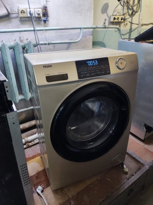 Продам стиральную машину