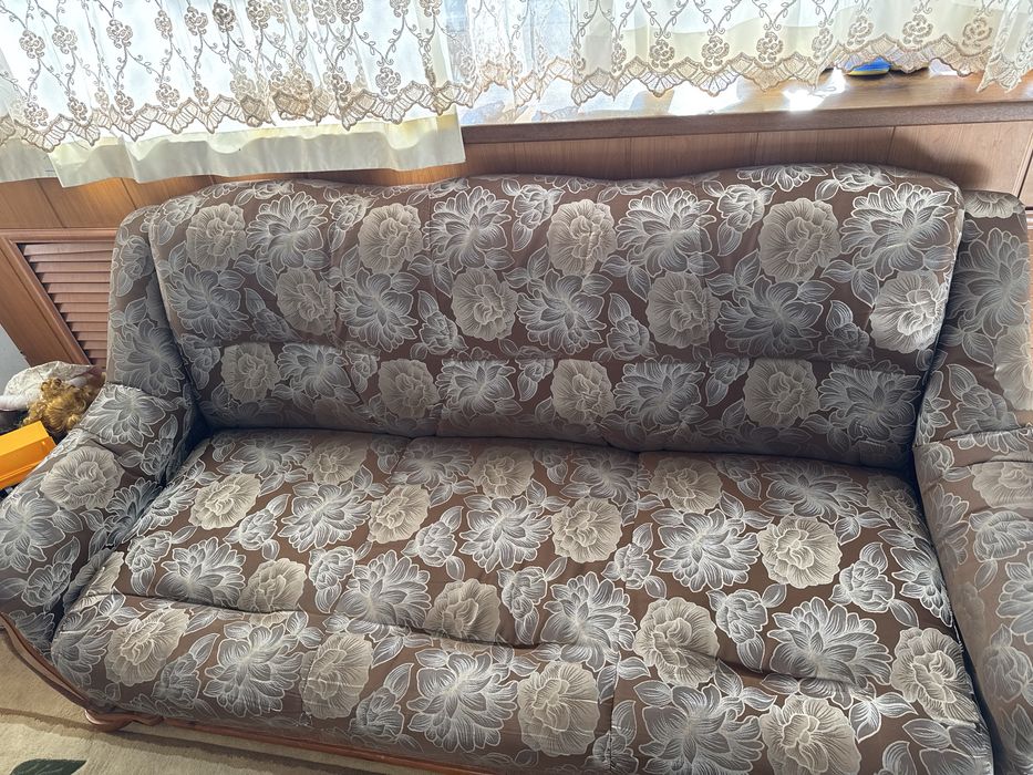Продается диван б/у