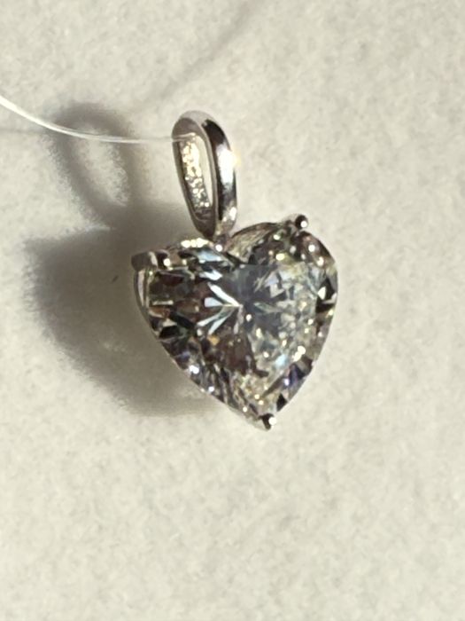 Pandant aur alb si diamant LGD 2.03 ct