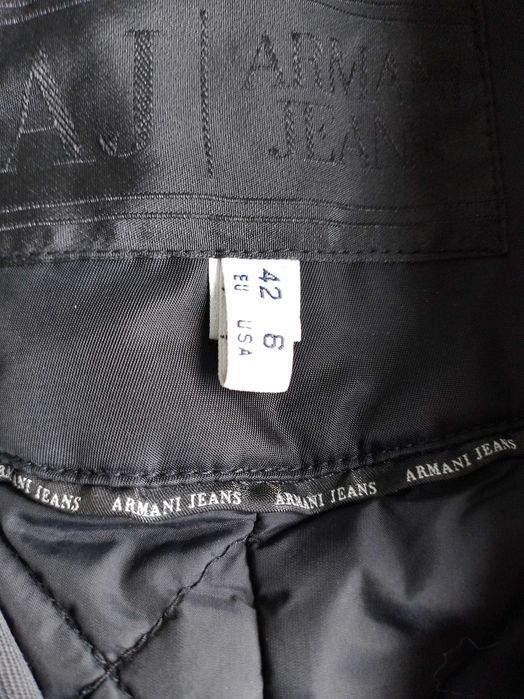 Оригинално дамско яке ARMANI JEANS