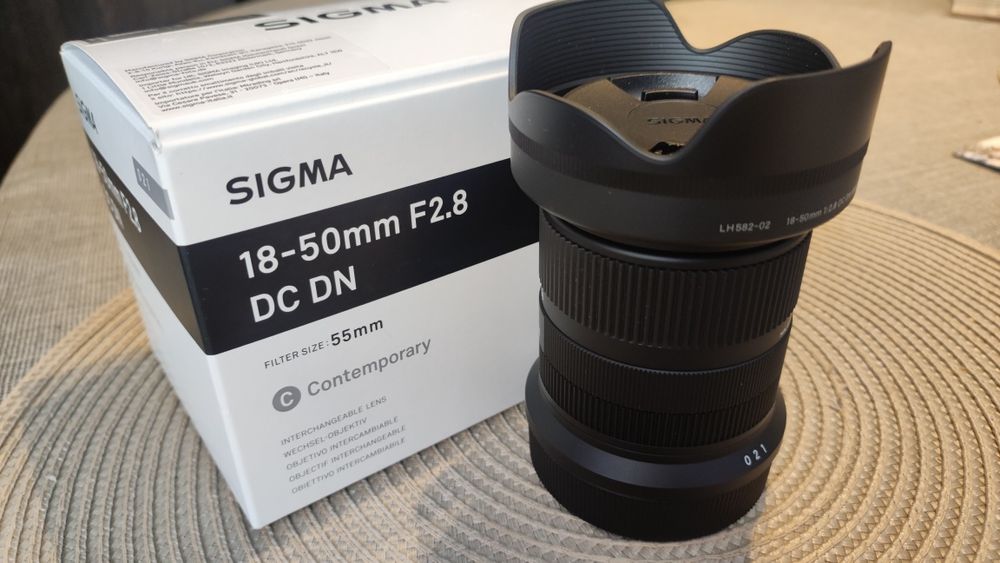 Обектив Sigma 18-50mm f2.8 DC DN Contemporary RF-Mount, нов.