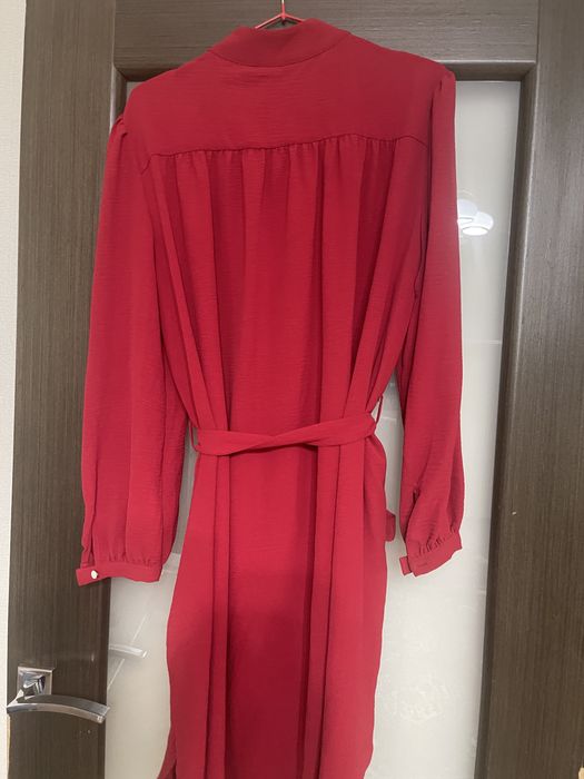 Платье коктейльное