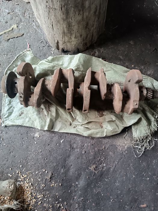 Продам запчасти на Т-40