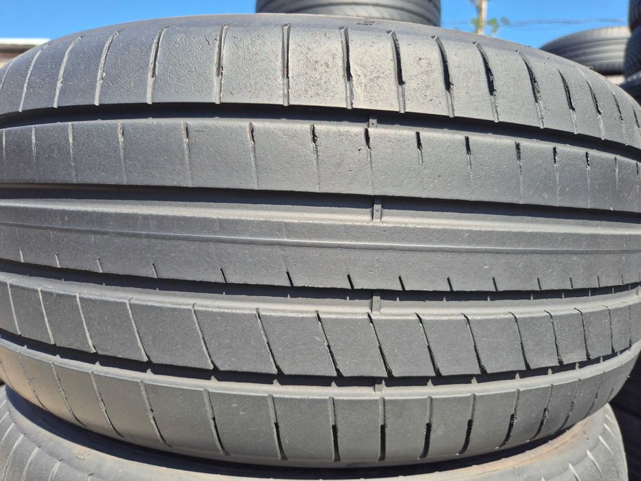 2 Anvelope de VARA - 245/45/17 - GoodYear - Stare F BUNA - DOT 2022