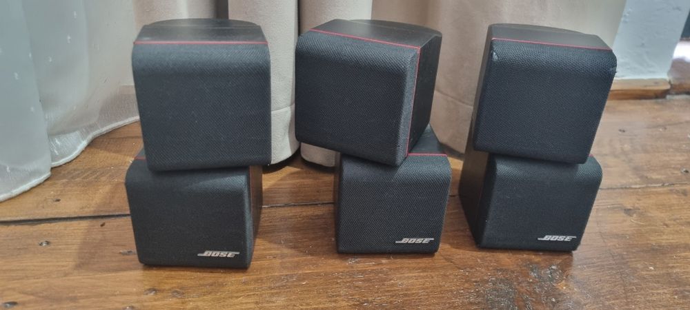 Sateliti Bose, rotativi, colectia red