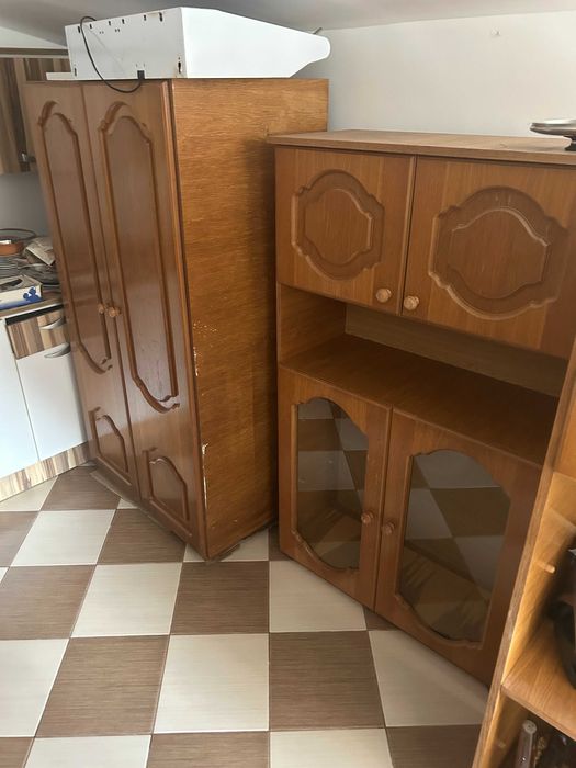 Vand mobila sufragerie