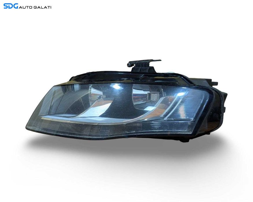 Far Stanga Audi A4 B8 2008 - 2012 Cod 8K0941003A [LR2459]
