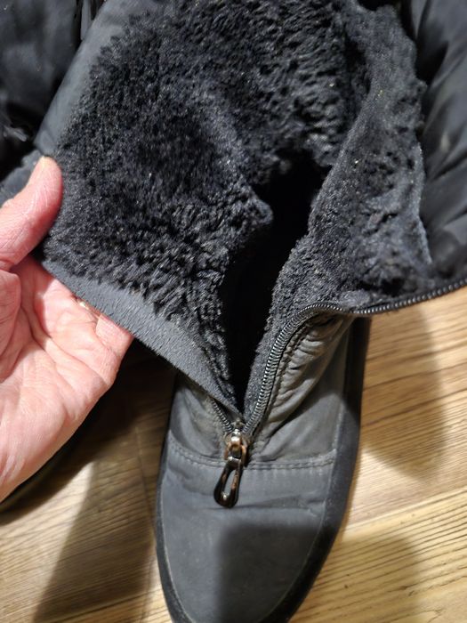 Продам зимние дутыши