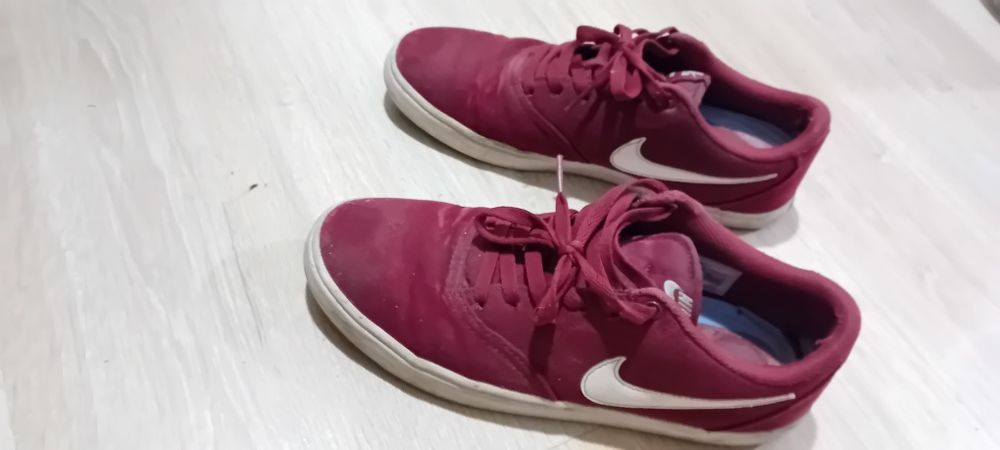Nike SB цвят бордо