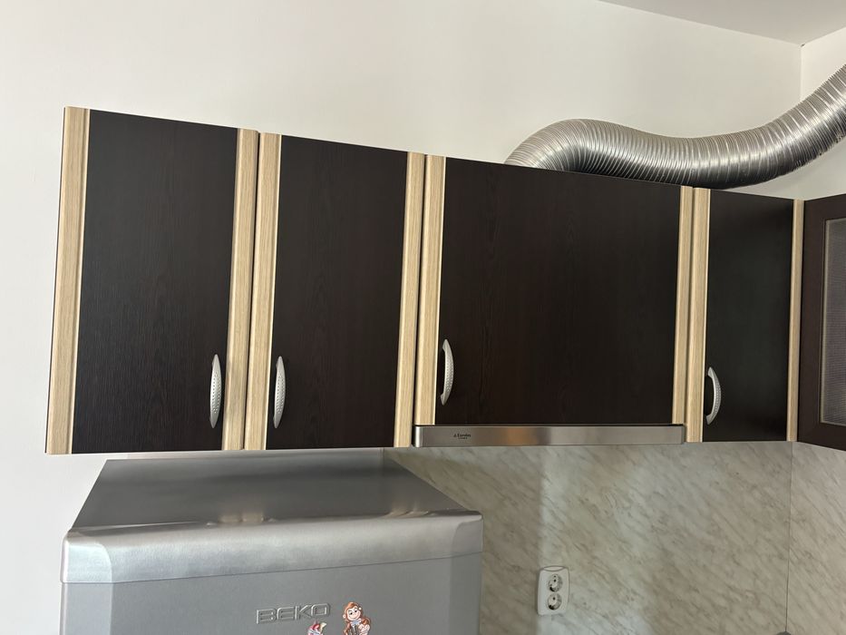 Кухня ъглова - като нова + ел.уреди