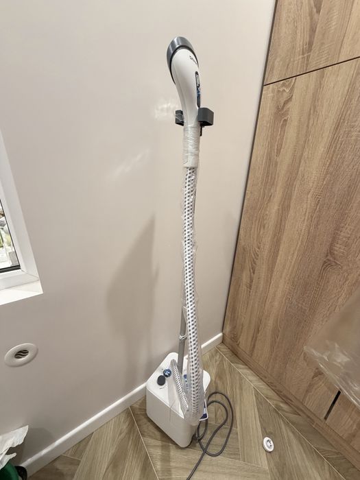 Отпариватель для одежды Polaris PGS-1820VA