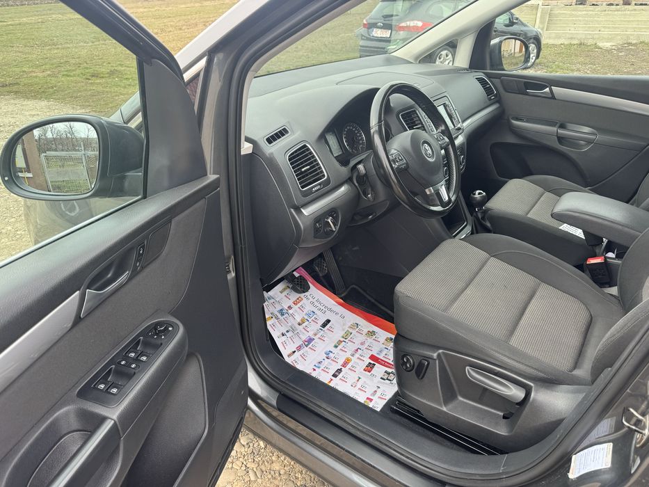 Sharan 2012/ 7 locuri / 2.0 tdi import Germania