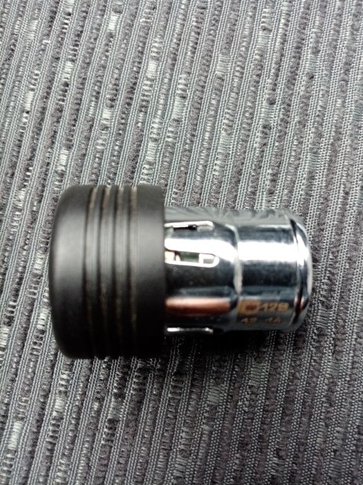 Продам прикуриватель автомобильный