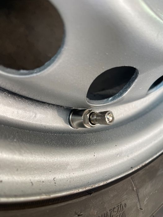 гуми с джанти за вито FULDA 225/65/R16C