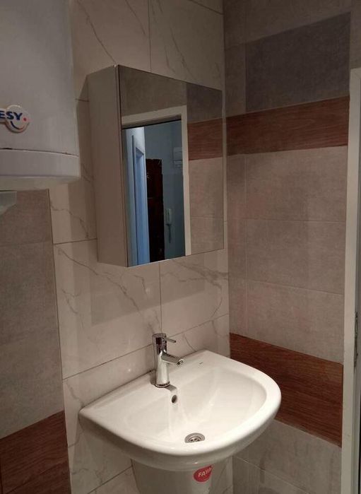 Дава се под наем Двустаен апартамент в Бургас, Център - 60 кв.м за 408 € - Снимка #5