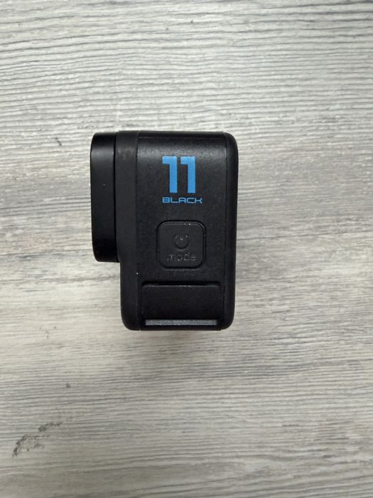 GoPro Hero 11 Black + 4 baterii + 256GB + kit complet accesorii