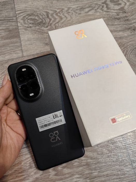 Телефон  Huawei 13