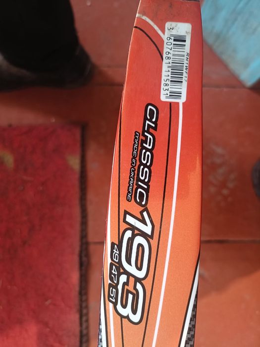 Продам лыжи Rossignol