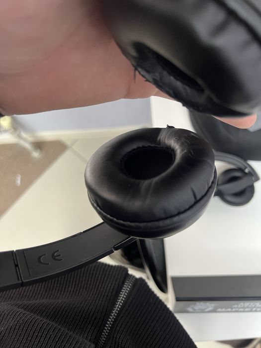 Наушники от Lexus