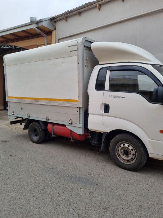 Kia bongo 3 2010 yil