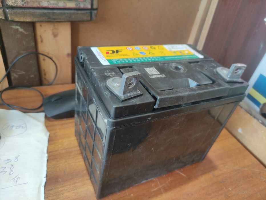 Акумулатор за косачка/трактор DF 12V 18Ah 200A (U1)