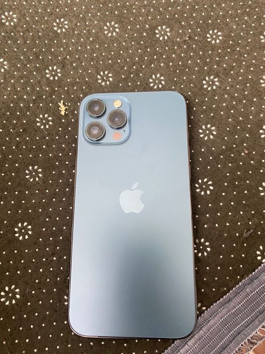 Iphone 12 pro max сатылады