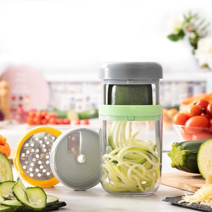 Feliator legume in spirala, 3 accesorii de taiere & recipient integrat