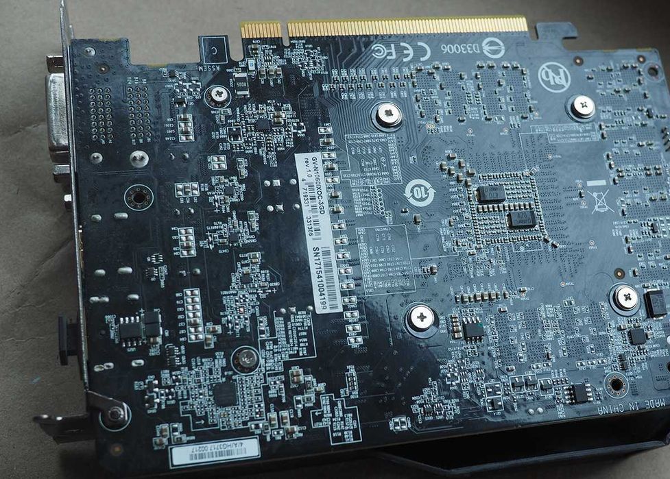 Видеокарта Gigabyte Geforce GTX 1060 3gb