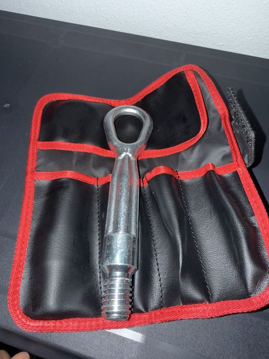 Cui remorcare/inel recorcare original Bmw