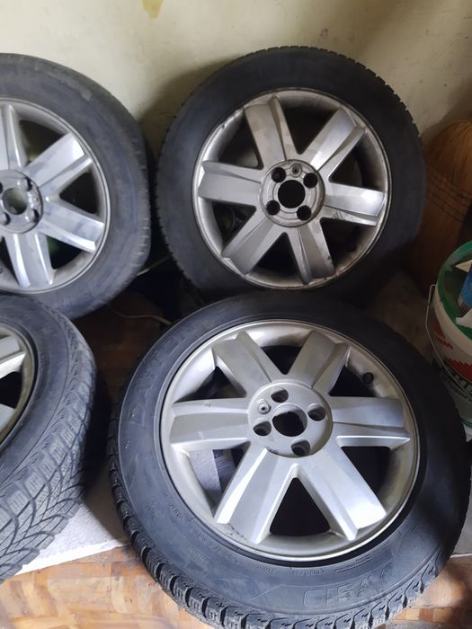 Джанти 16 4х100 със зимни гуми за Renault