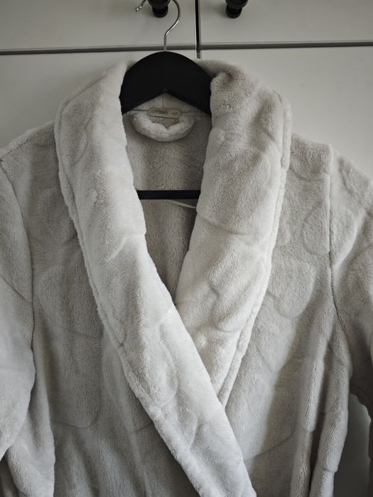 Супер топъл домашен халат Oysho