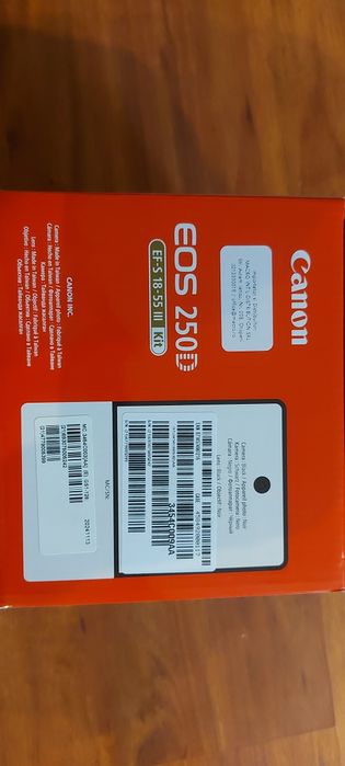 Aparat foto CANON EOS 250D,+ KIT,  nou,sigilat