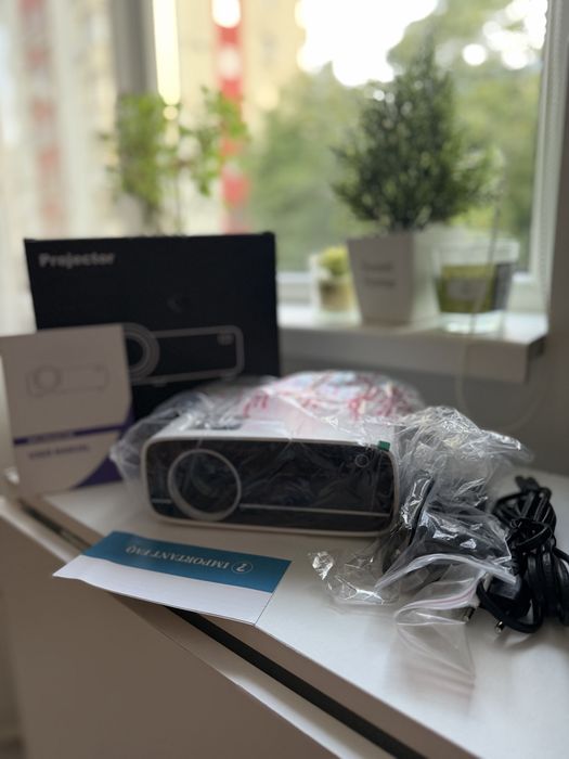 Videoproiector AKATUO XR21 WiFi / Full HD / LED / HDMI – Nou, Pachet Complet