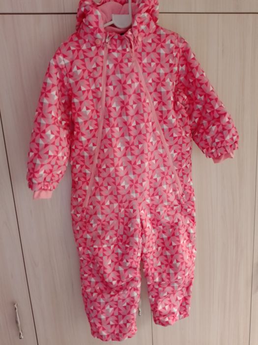 Зимен космонавт за момиче