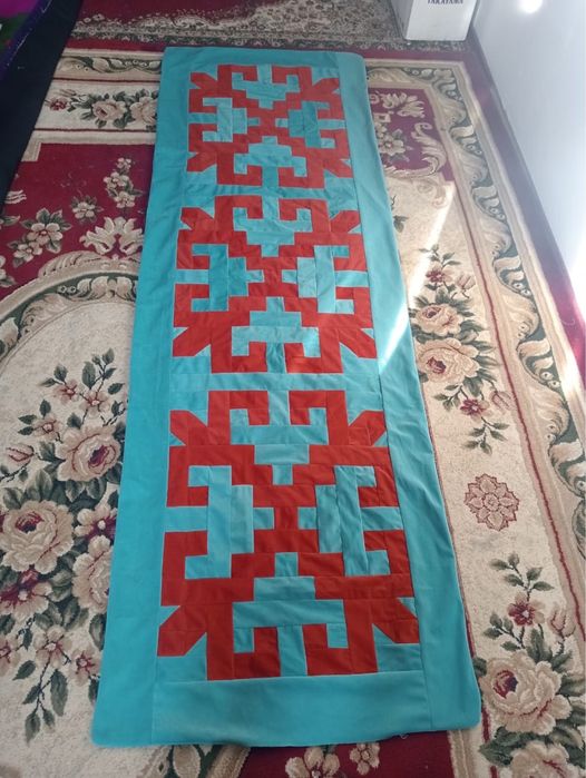 Құрақ көрпе қолмен тігілген