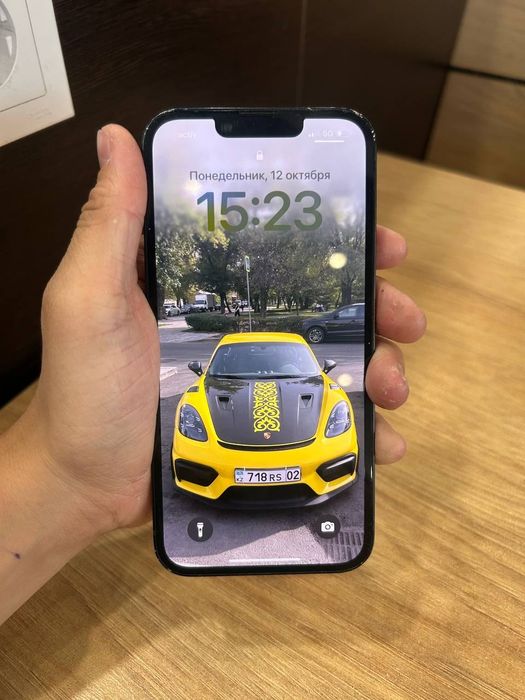 iphone 13 с каропкои