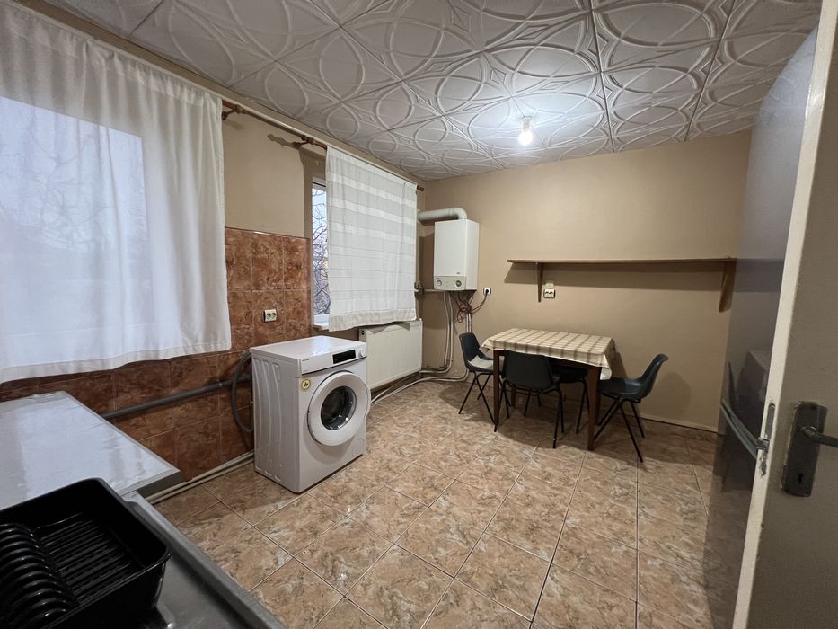 Închiriez Apartament 2 3 camere chirie închiriere Semiluna termen lung