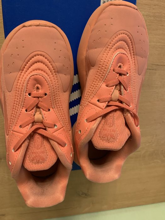 кроссовки для девочки Adidas Ozelia