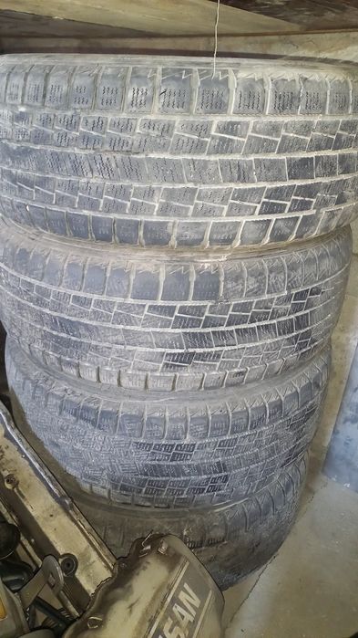 Продам Шины зима