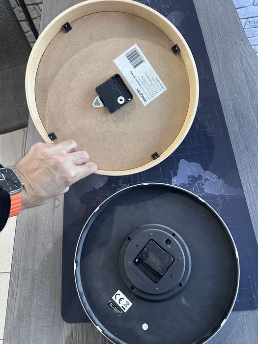 Часы настенные 2 шт