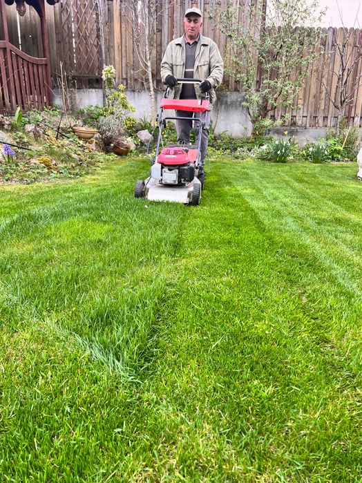 Mașină de tuns iarba Honda 46 cm