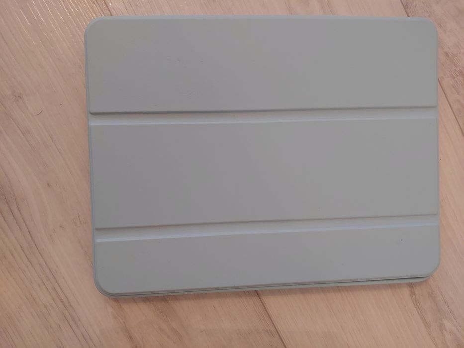 Продам чехол для айпад 10