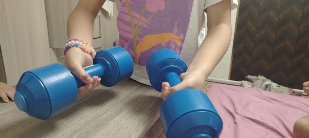 Гантели по 1.5 кг