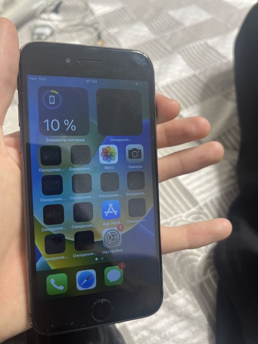 Iphone 8    64 гб.