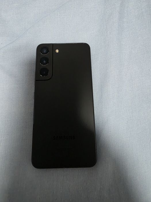 Samsung S22 запазен