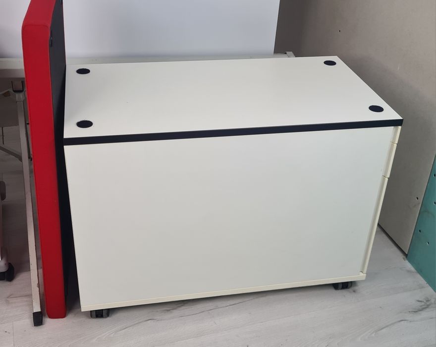 Немски шкаф рол контейнер за дома и офиса оборудване